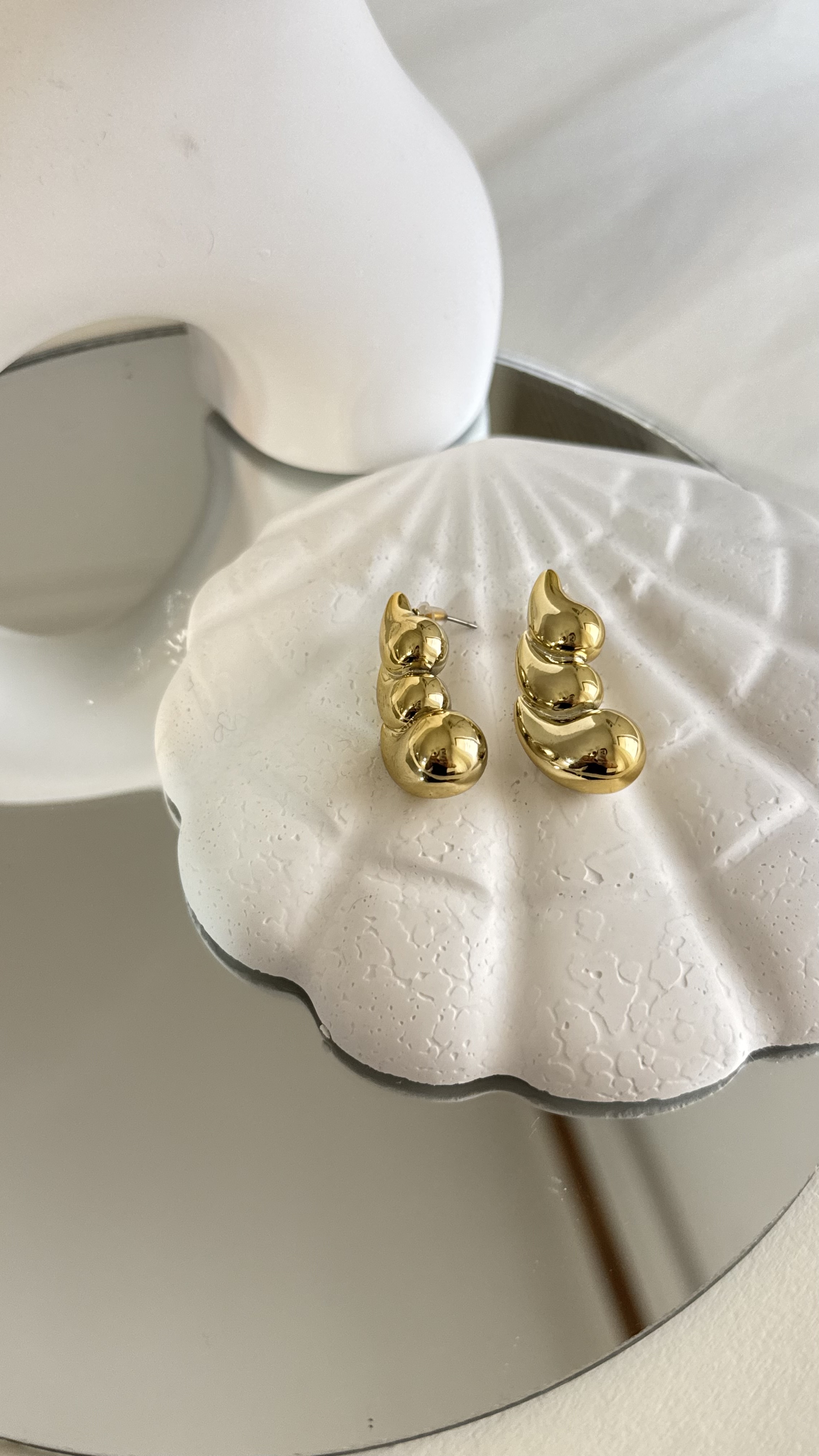 گوشواره اشکی